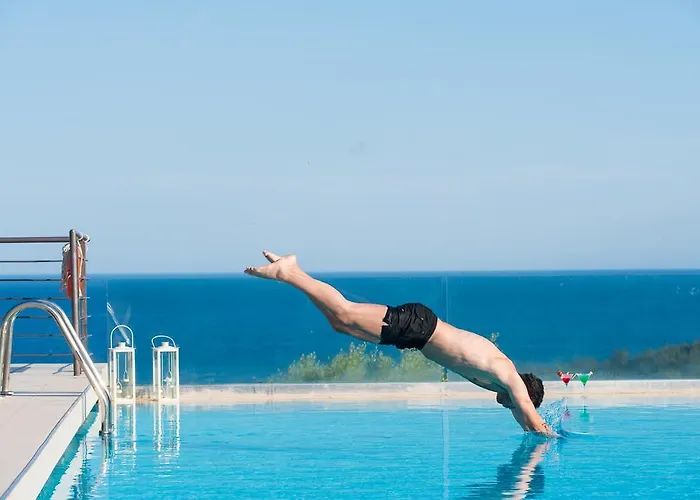 Aeolis Thassos Palace 4* 波托什