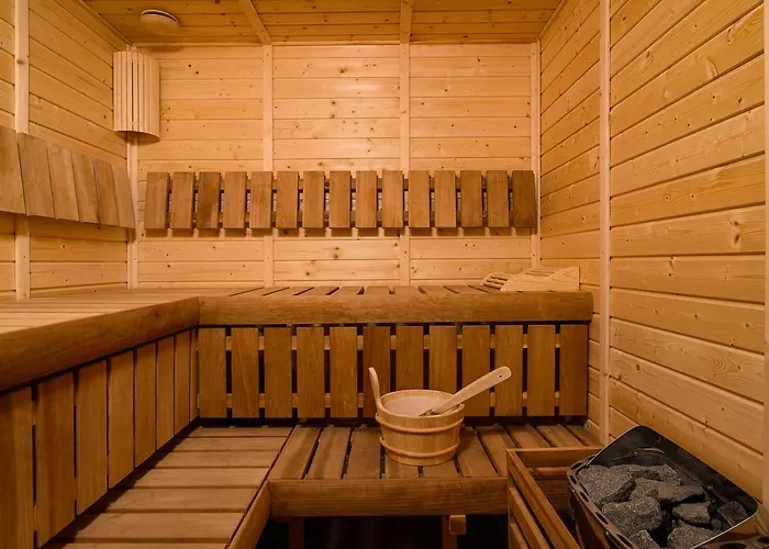 Aeolis Thassos Palace